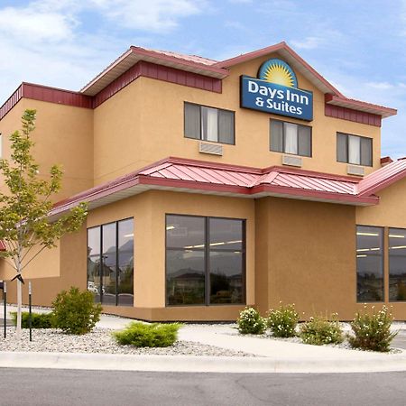 Days Inn & Suites By Wyndham בוזמן מראה חיצוני תמונה
